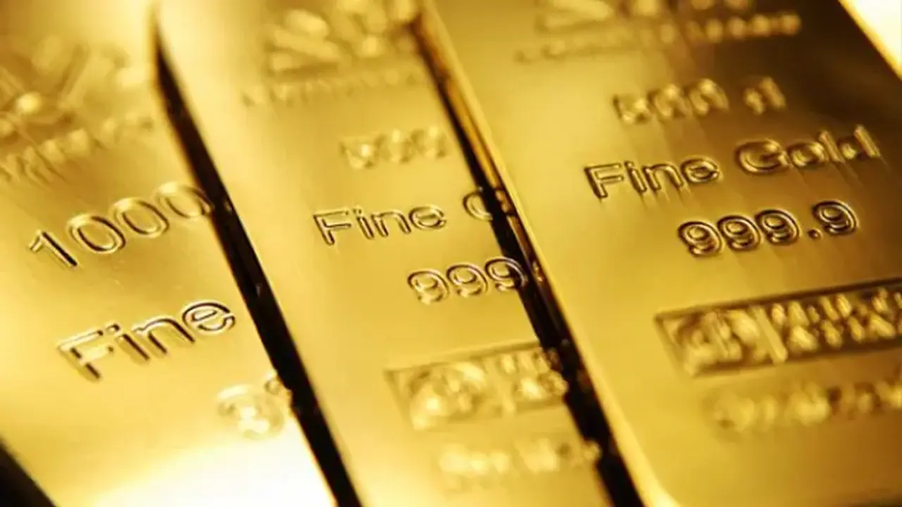 الذهب يرتفع وسط تدهور بيانات التوظيف في الولايات المتحدة